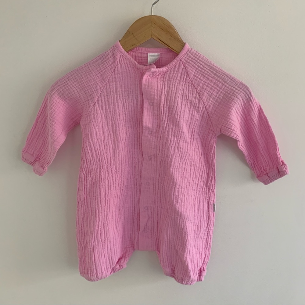 Bonds Pink Baby/Toddler Button-Up One Piece/Onsie Muslin